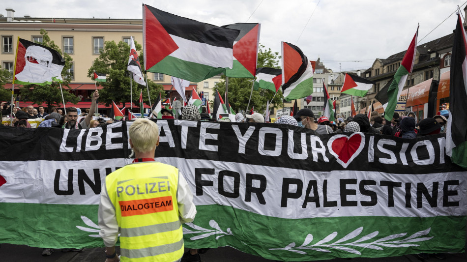 Eurovision, scontri tra polizia e manifestanti pro-Palestina