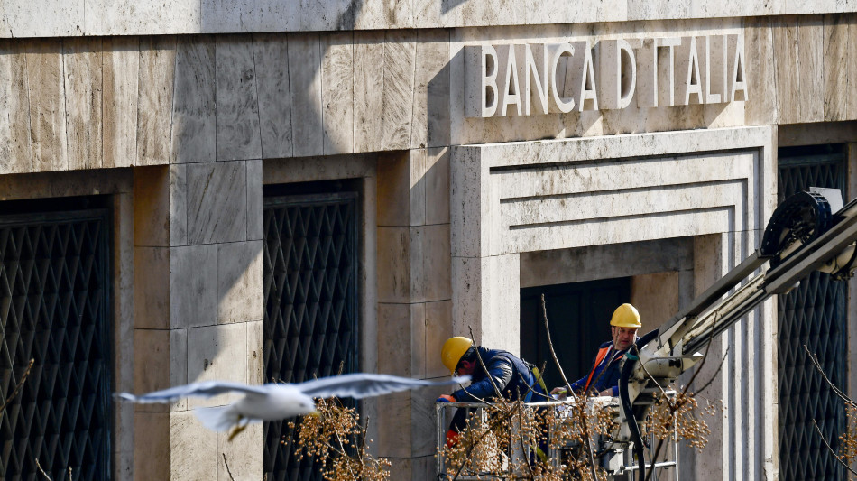 Bankitalia, prospettive di crescita contenute, bene lo spread