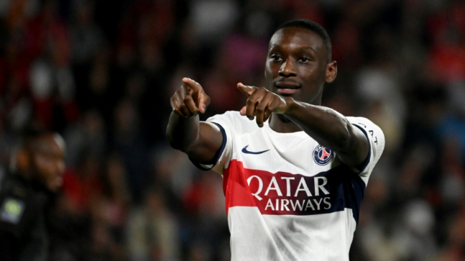 PSG reage e vence Rennes no Franc&ecirc;s, em rodada marcada por incidente com roj&atilde;o