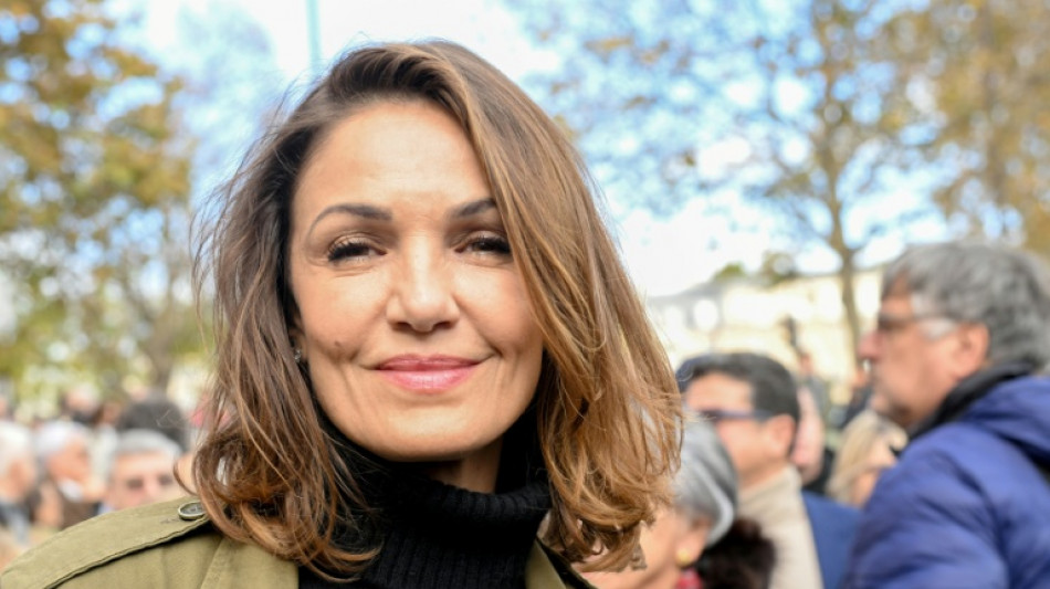 L'actrice Nadia Far&egrave;s hospitalis&eacute;e apr&egrave;s avoir &eacute;t&eacute; retrouv&eacute;e inconsciente dans une piscine