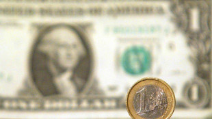 L'euro &egrave; in rialzo in avvio a 1,0406 dollari