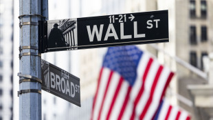 Wall Street &egrave; in calo, Dj -0,32%, Nasdaq -1,94%