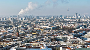La Germania nel gelo. A Berlino -9 gradi, &egrave; caos neve ad Amburgo
