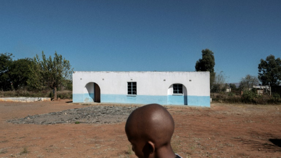 Ni&ntilde;os en peligro por las letrinas en las escuelas de Sud&aacute;frica