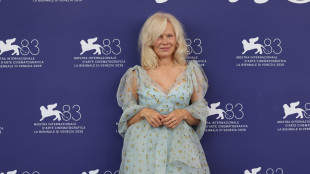 Pamela Anderson star a Venezia, dal galà Amfar a Place to Be