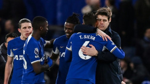 Esposa de Thiago Silva se desculpa ap&oacute;s pedir demiss&atilde;o de Pochettino nas redes