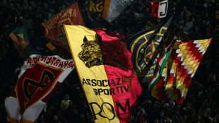 Roma vence Sassuolo e iguala pontuação do líder Napoli