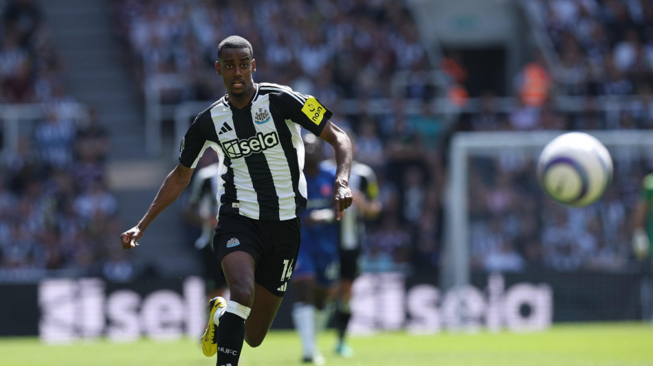 Calcio, media: Isak dal Newcastle al Liverpool per cifra record