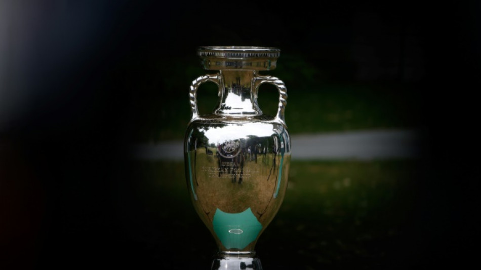 Reino Unido e Irlanda apresentam candidatura &uacute;nica para sediar Euro 2028