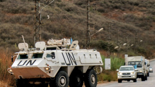 Hezbollah pede que combatentes n&atilde;o coloquem capacetes azuis em perigo