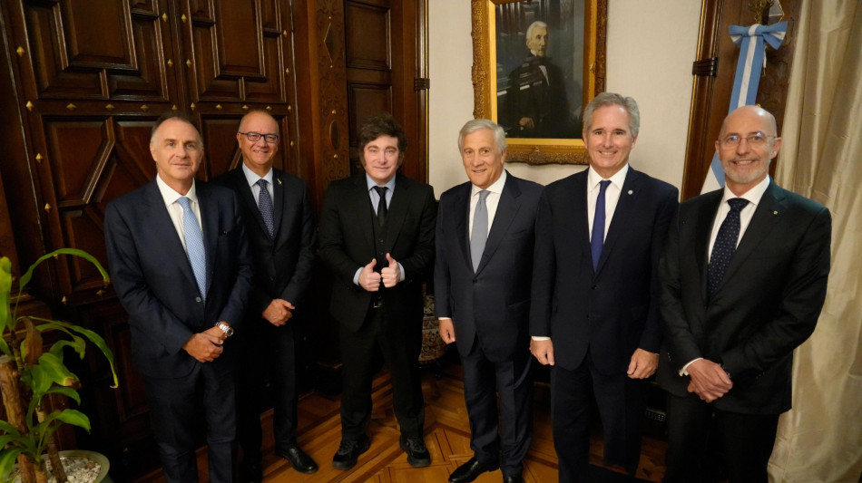 Tajani firma con il governo argentino accordi su materie prime e cooperazione
