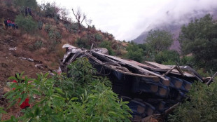 Bus cade in un burrone in Perù, almeno 15 morti e 30 feriti