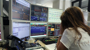 Borsa: Europa chiude in rialzo, cauto ottimismo