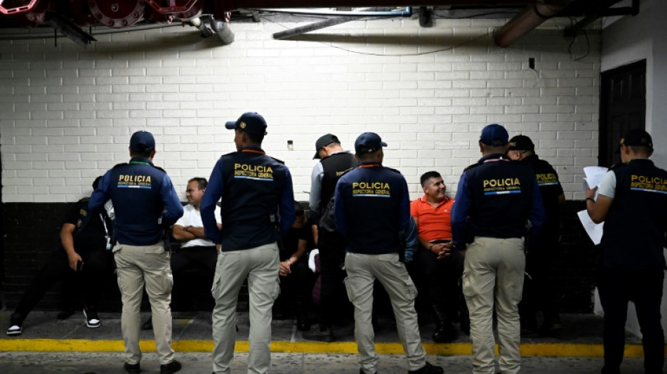 Guatemala desmantela rede de tr&aacute;fico de migrantes integrada por policiais