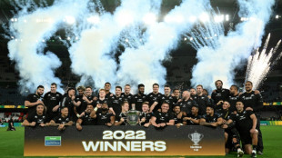 Barrett try after the siren as New Zealand edge Australia 39-37 