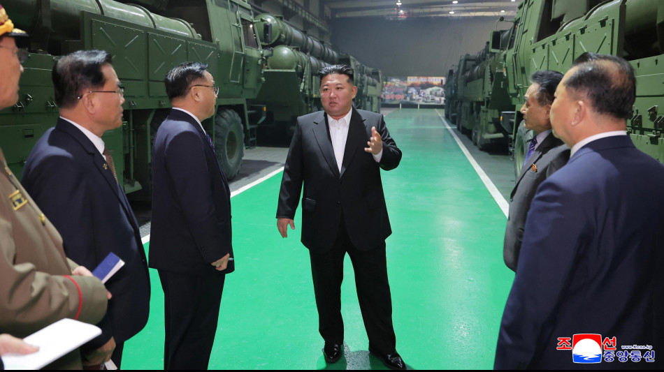 Kim Jong-un licenzia il vicepremier 'su due piedi' in vista del Congresso