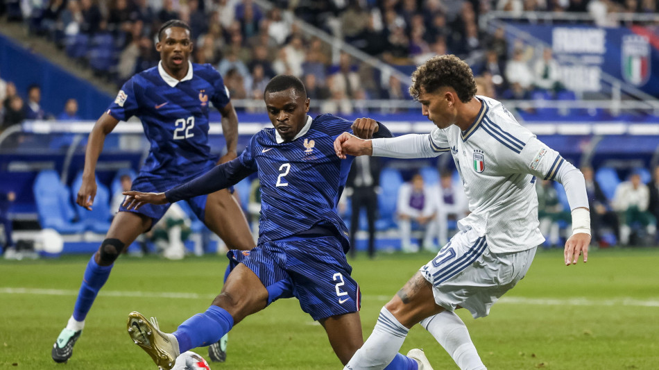 Nations League: l'Italia rimonta con Bastoni e spaventa la Francia, 1-1 a Parigi