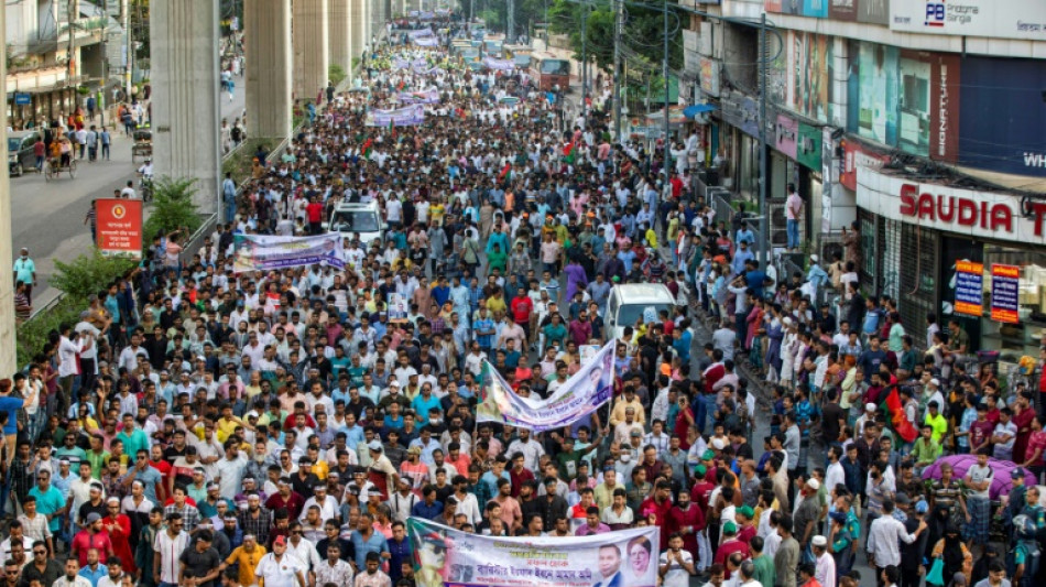 Au Bangladesh, les rues de Dacca saisies par la fi&egrave;vre de la contestation