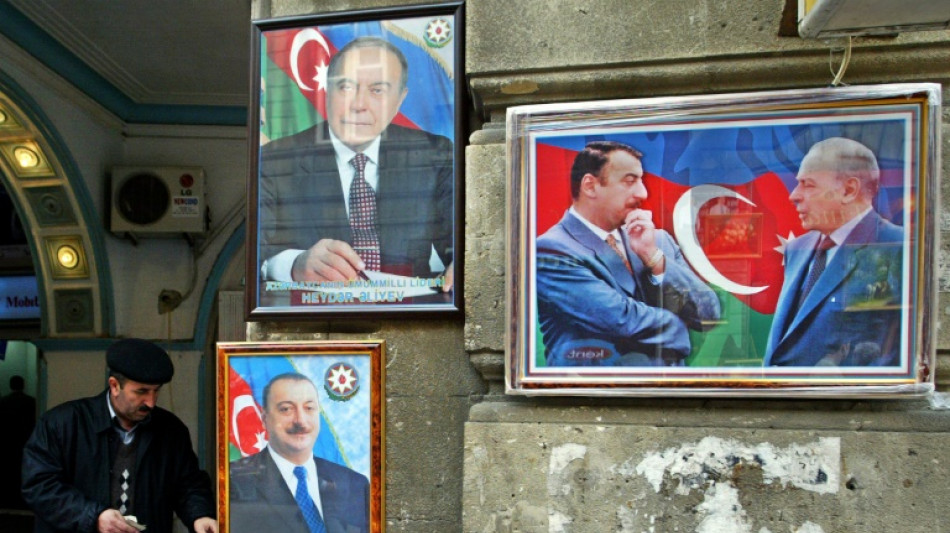 Detenidos en Azerbaiy&aacute;n dos periodistas que investigaban la corrupci&oacute;n de las &eacute;lites pol&iacute;ticas