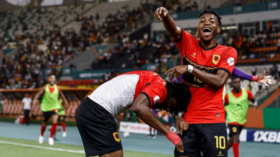 Angola vence Nam&iacute;bia (3-0) e avan&ccedil;a &agrave;s quartas de final da Copa Africana