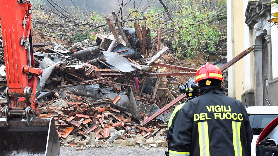 Frana travolge case, Procura indaga per disastro e omicidio
