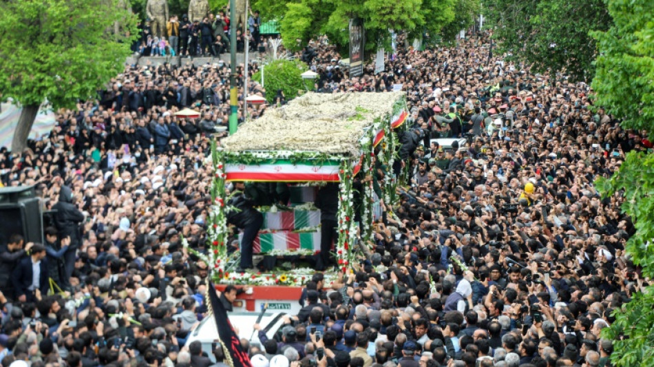 L'Iran rend hommage à son président tué dans un crash d'hélicoptère
