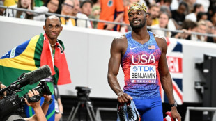 Alison dos Santos conquista a prata nos 400 m com barreira no Mundial de Tóquio