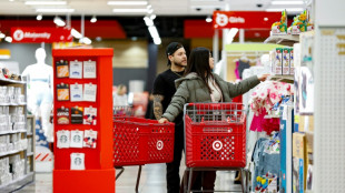 Les commer&ccedil;ants am&eacute;ricains ont le vent en poupe, l'Europe &agrave; la tra&icirc;ne 