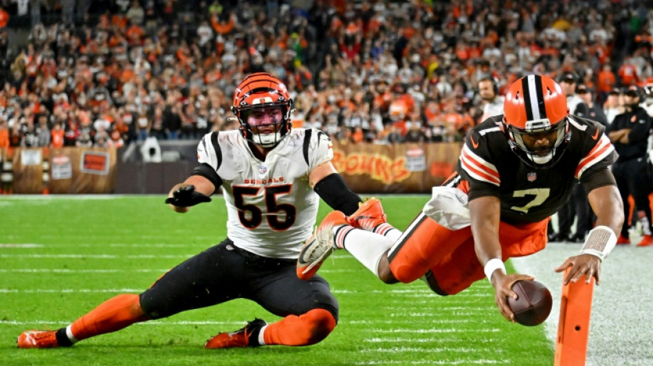 Browns rout Bengals in all-Ohio NFL clash