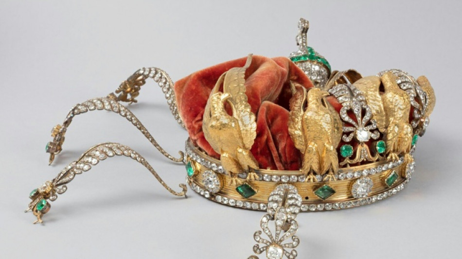 Empress's crown dropped in Louvre heist to be fully restored: museum