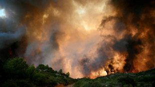 El incendio en Francia sigue activo tras quemar 17.000 hectáreas