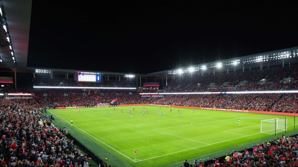 Almada stars as Atlanta crush Portland, St.Louis set record