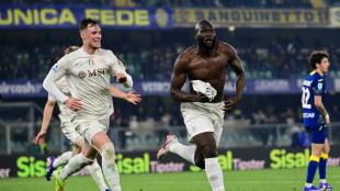 Last-gasp Lukaku saves Napoli's blushes at rock-bottom Verona