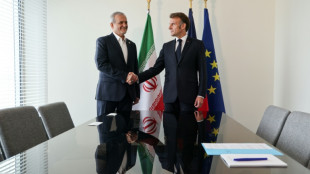 Macron advierte al presidente de Irán que solo quedan horas para evitar las sanciones nucleares