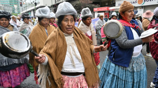 Bolivie: des milliers de personnes d&eacute;filent contre la crise &eacute;conomique