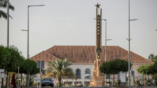 Militares d&atilde;o golpe de Estado em Guin&eacute;-Bissau e det&ecirc;m presidente