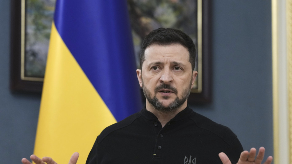 Zelensky a Witkoff, 'i nostri territori sono linea rossa'
