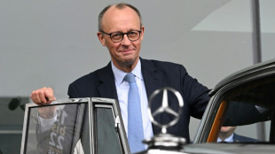 Fragilis&eacute;, Merz tente de reprendre la main devant les conservateurs allemands