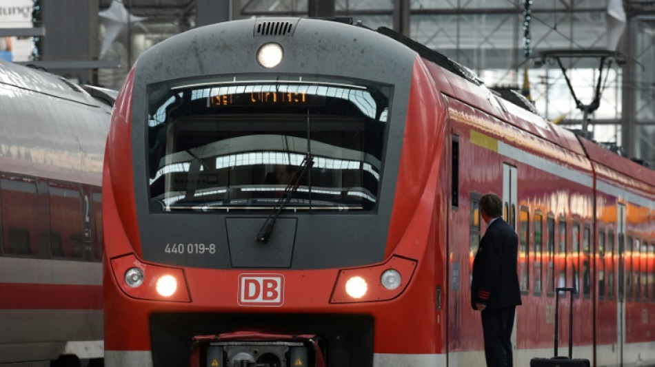 Gro&szlig;e Nachfrage nach Neun-Euro-Ticket f&uuml;r den Nahverkehr