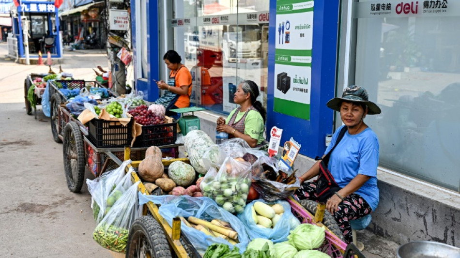 Cribl&eacute; de dettes, le Laos s'efforce de ma&icirc;triser une inflation galopante