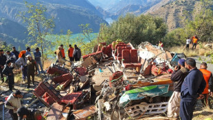 Al menos 37 muertos en un accidente de autob&uacute;s en la zona india de Cachemira