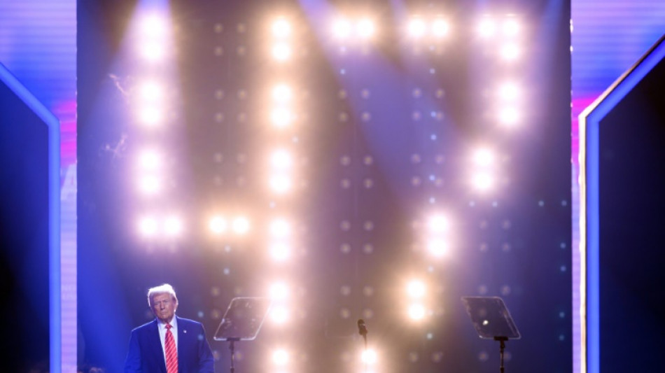 Pour une question de visas, de premi&egrave;res fissures dans la coalition de Trump