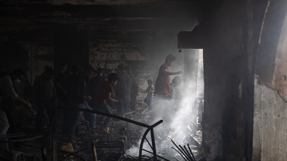 Protezione civile Gaza, 'almeno 19 morti in raid di Israele'
