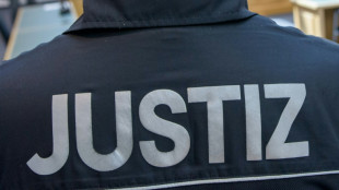 Angeklagte aus Prozess um fahrl&auml;ssige T&ouml;tung mit Drogenersatzstoff verschwunden