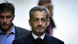 La justice examine la demande de mise en liberté de Sarkozy