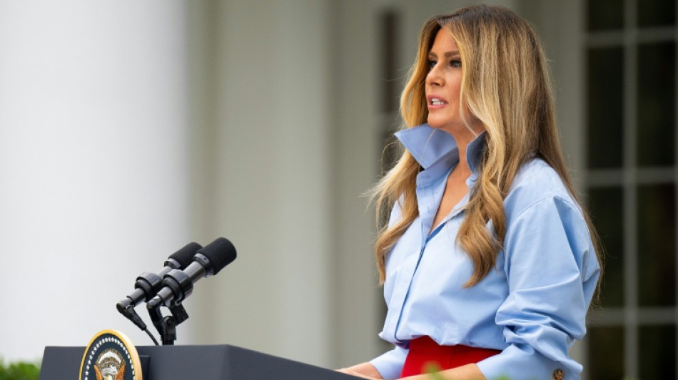 "Il para&icirc;t que je vous ai manqu&eacute;": M&eacute;lania Trump de retour apr&egrave;s un mois &agrave; l'&eacute;cart du public