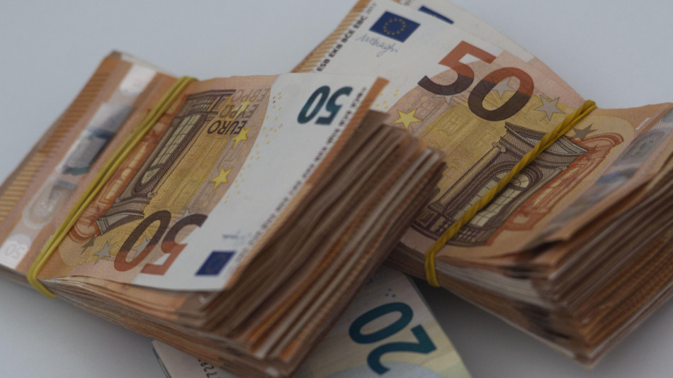 Debito pubblico record, a giugno a 3.070,7 miliardi
