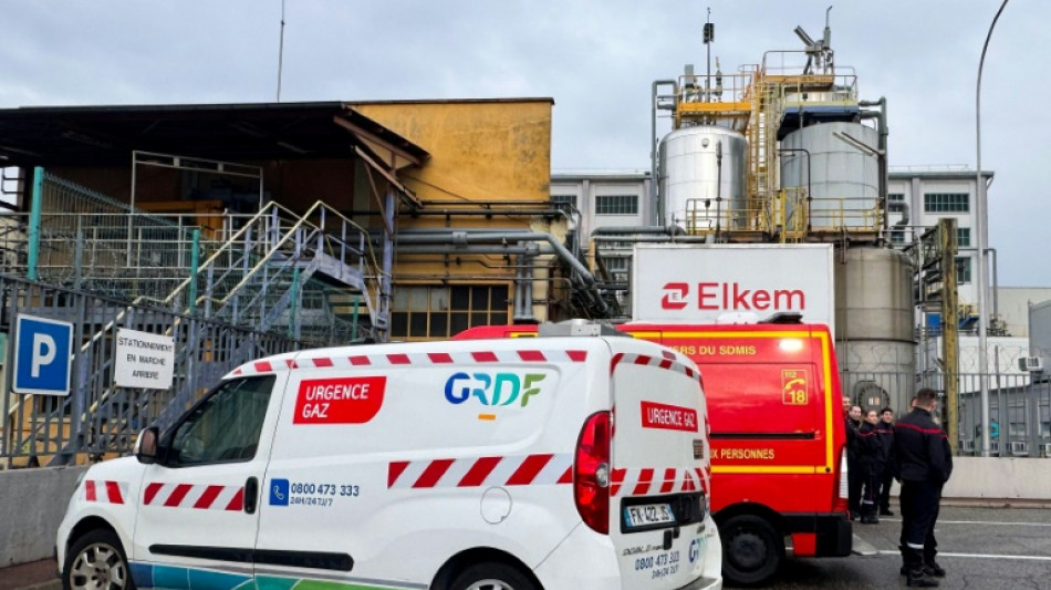 Explosion dans une usine pr&egrave;s de Lyon: pronostic vital engag&eacute; pour l'un des quatre bless&eacute;s