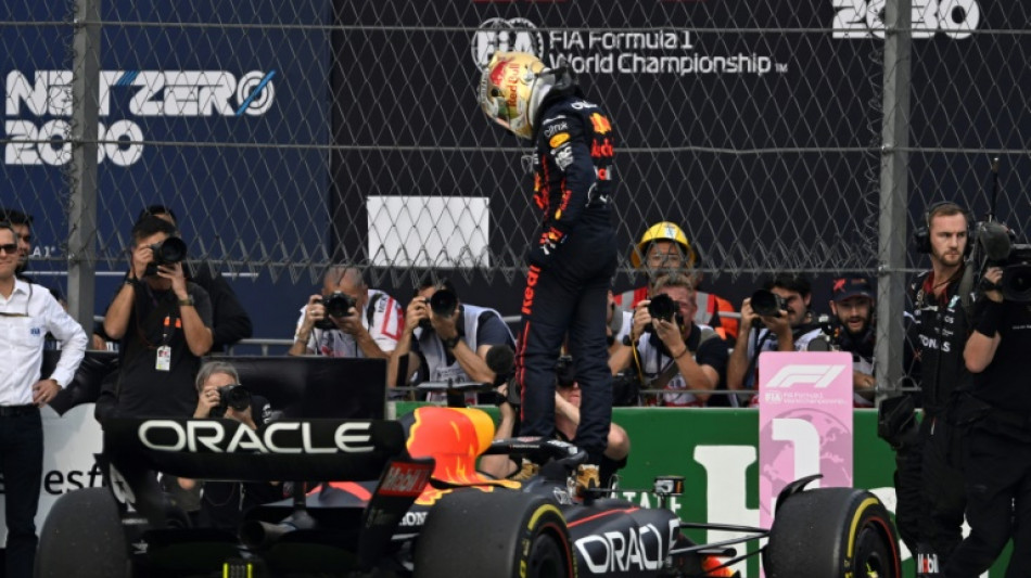 Verstappen claims record 14th win of season with Mexico GP triumph