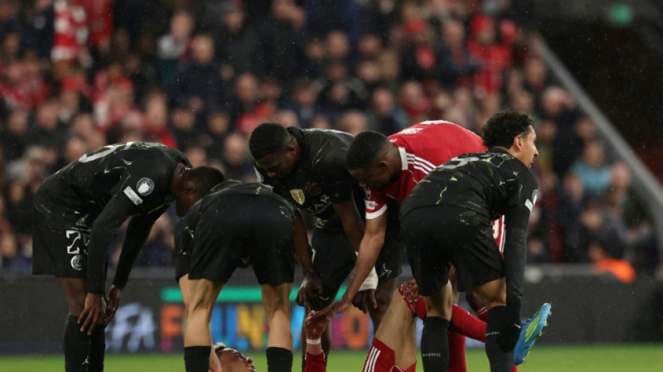 Liverpool confirma ruptura do tend&atilde;o de Aquiles de Ekitik&eacute;, que est&aacute; fora da Copa do Mundo